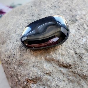 Small hematite positive energy crystal
